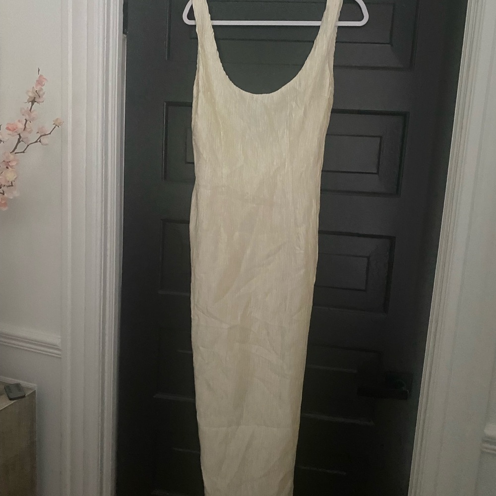 Meshki Cream Textured Maxi Dress with Side Slit - Picture 10 of 10